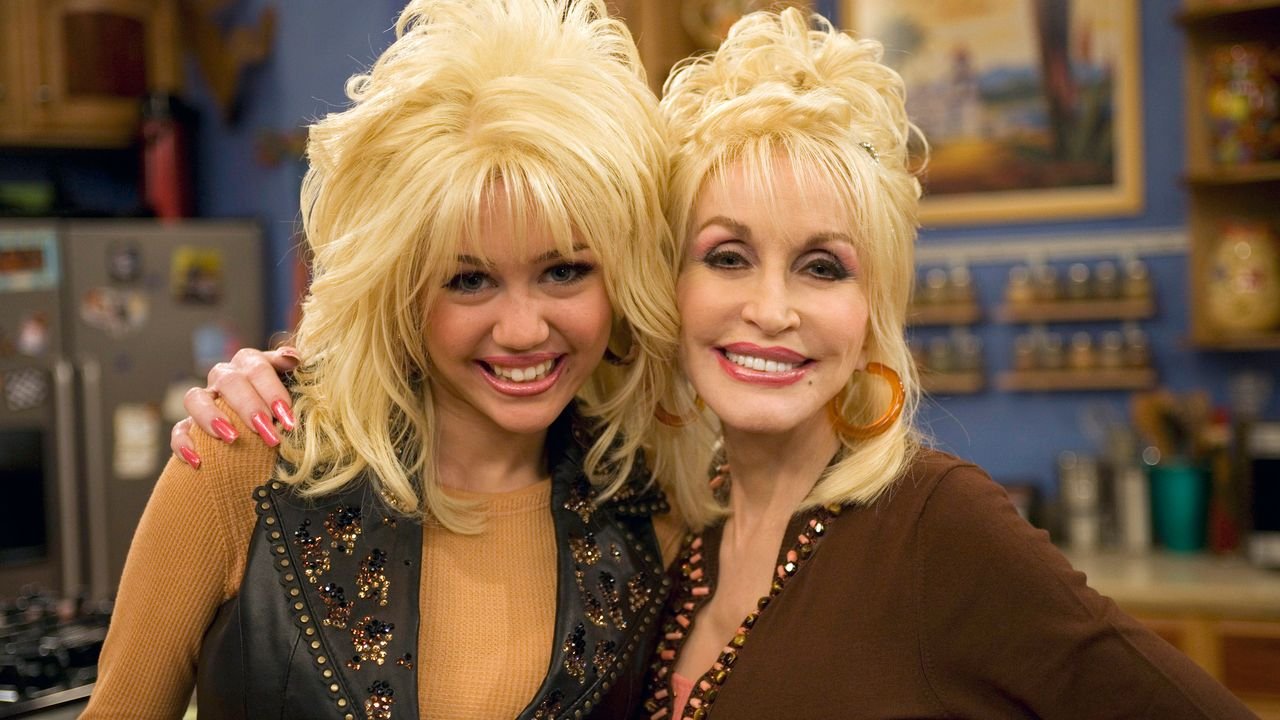 Miley Cyrus Pays Tribute to Godmother Dolly Parton: I Have an Angel by My Side