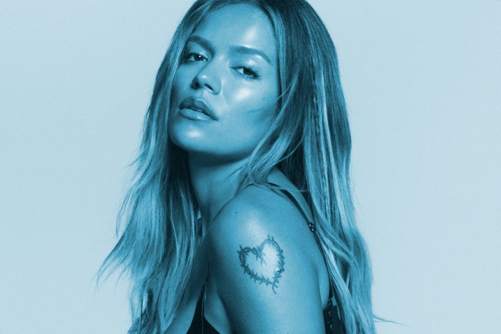 Karol G’s New Album ‘No Me Arrepiento de Sentir Tanto’ Featuring Drake & More Is Here: Stream It Now Karol G’s New Album ‘No Me Arrepiento de Sentir Tanto’ Featuring Drake & More Is Here: Stream It Now